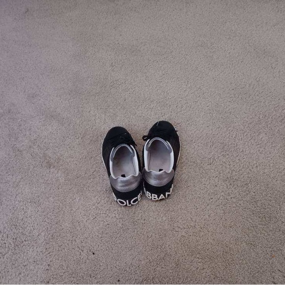 D&G - Picture 3 of 3